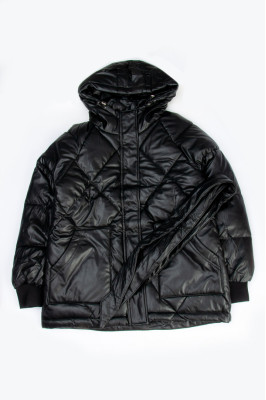 Куртка жіноча